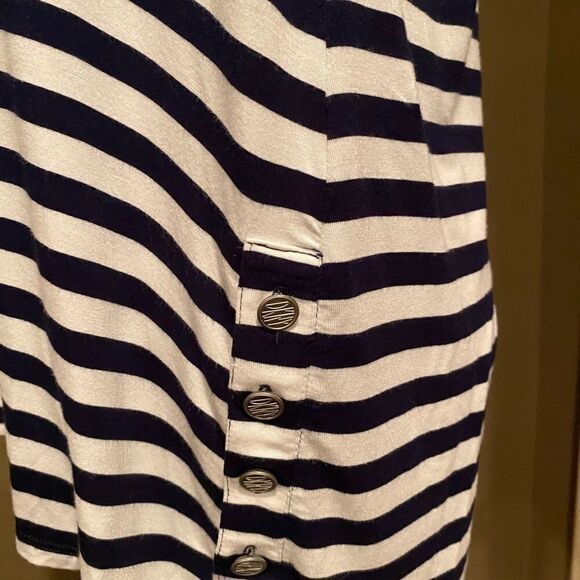 DKNY Sleeveless Stripe Shirt Size Large - Picture 7 of 11